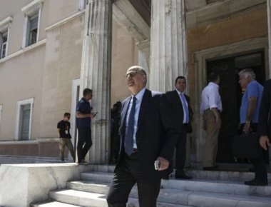 Τηλεφωνική επικοινωνία είχε ο νέος υπουργός Εξωτερικών Νίκος Δένδιας με τον Μεβλούτ Τσαβούσογλου